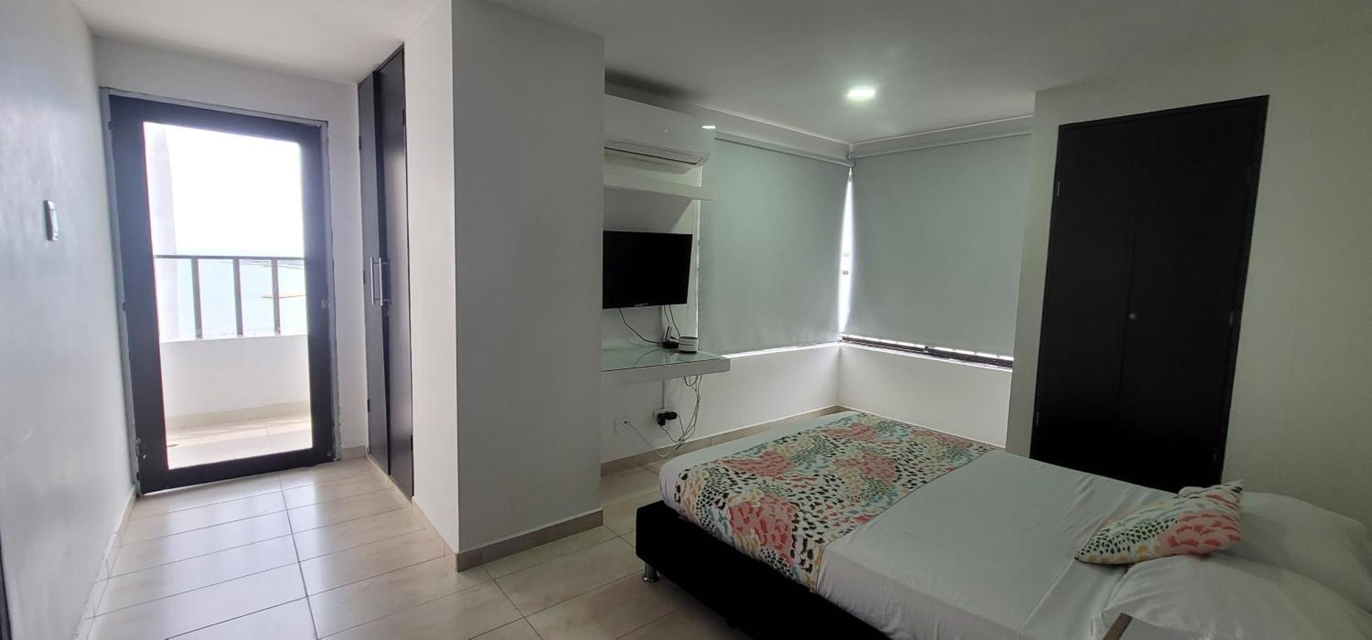 Aparthotel Live - Escape Plaza *