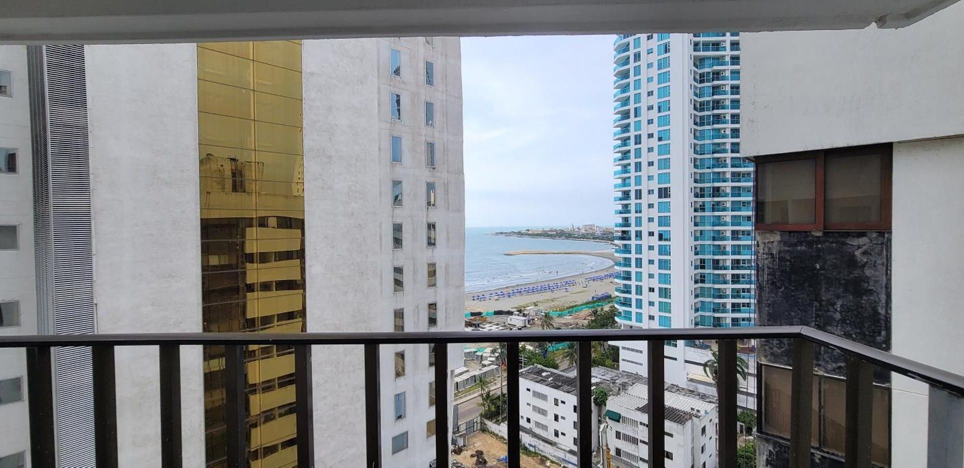 Apartahotel Live - Escape Plaza Cartagena