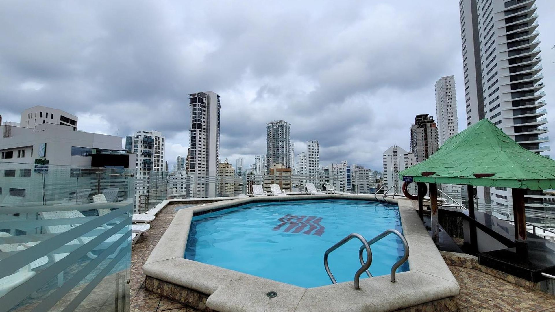 Live - Escape Plaza Cartagena