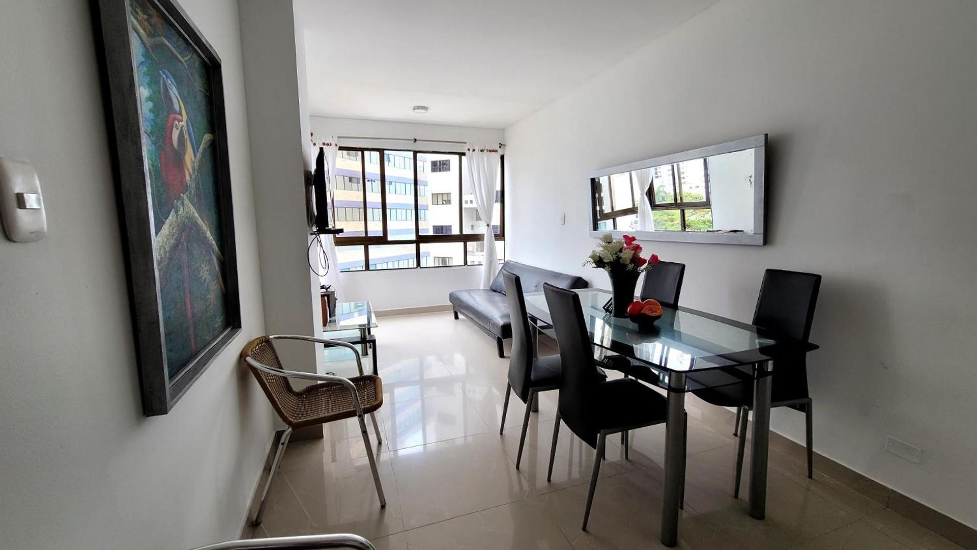 Apartahotel Live - Escape Plaza