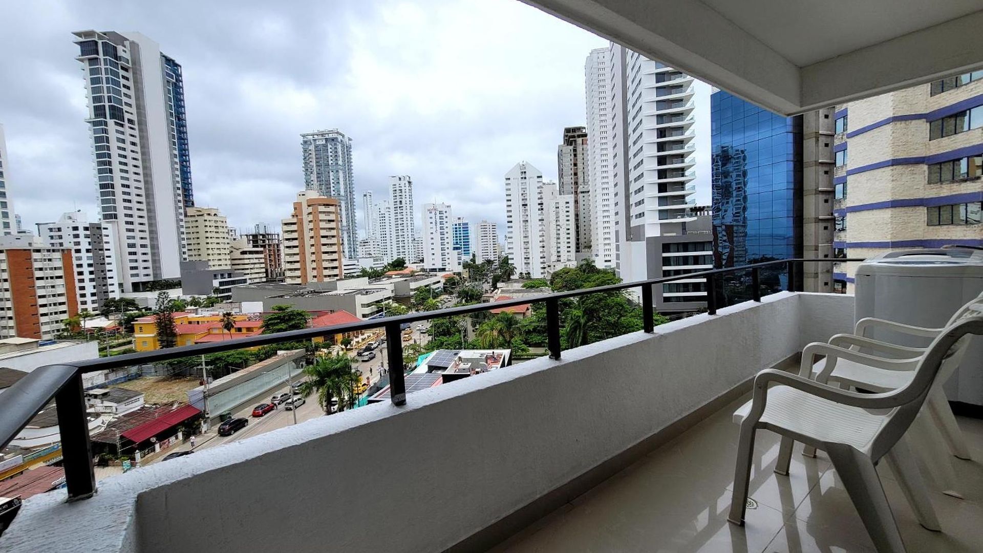 Apartahotel Live - Escape Plaza Cartagena