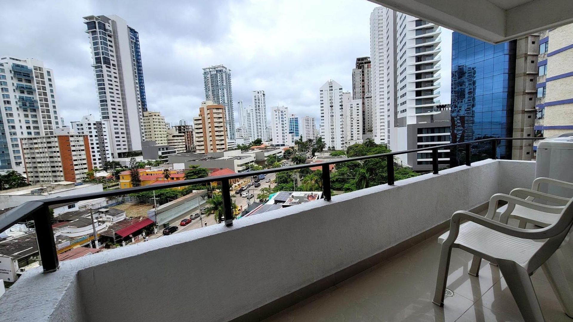 Live - Escape Plaza Apartahotel Cartagena