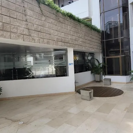 Live - Escape Plaza Apartahotel Cartagena