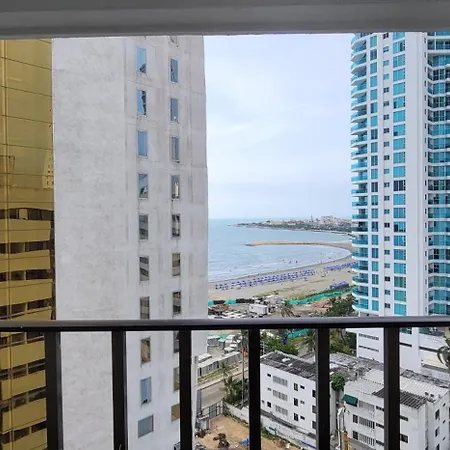 Apartahotel Live - Escape Plaza Cartagena