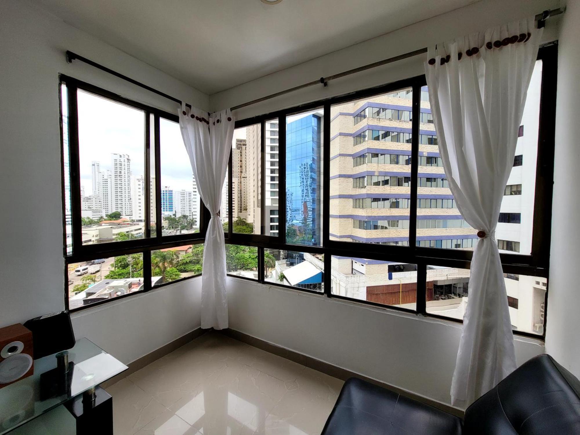 Apartahotel Live - Escape Plaza *